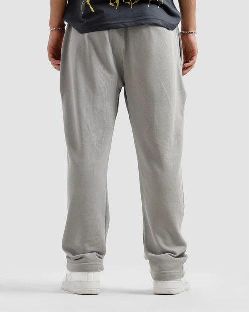 Flyder Industries Oversized Streetwear Baggy Trousers – Urban Comfort & Style  Flyder Industries Relaxed Fit Baggy Pants – Ultimate Street Luxe for Everyday Wear  Flyder Signature Baggy Cargo Trousers