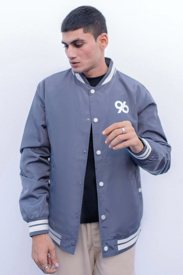 Men’s All-Season Performance Jacket with Windproof & Water-Resistant Shell – Flyder Industries  Urban Streetwear Zip-Up Jacket for Men – Premium Fabric & Modern Fit by Flyder Industries