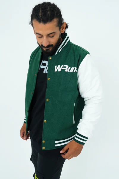 Men’s All-Season Performance Jacket with Windproof & Water-Resistant Shell – Flyder Industries  Urban Streetwear Zip-Up Jacket for Men – Premium Fabric & Modern Fit by Flyder Industries