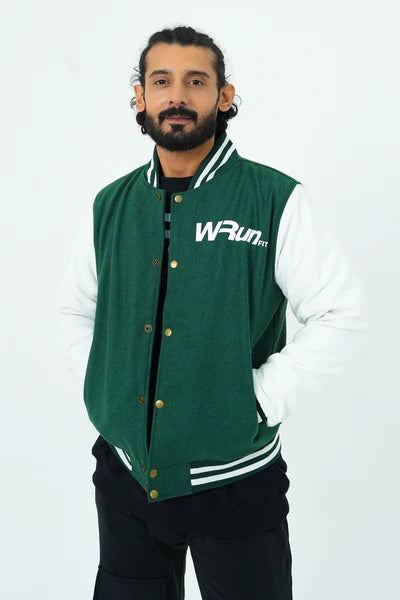 Men’s All-Season Performance Jacket with Windproof & Water-Resistant Shell – Flyder Industries  Urban Streetwear Zip-Up Jacket for Men – Premium Fabric & Modern Fit by Flyder Industries